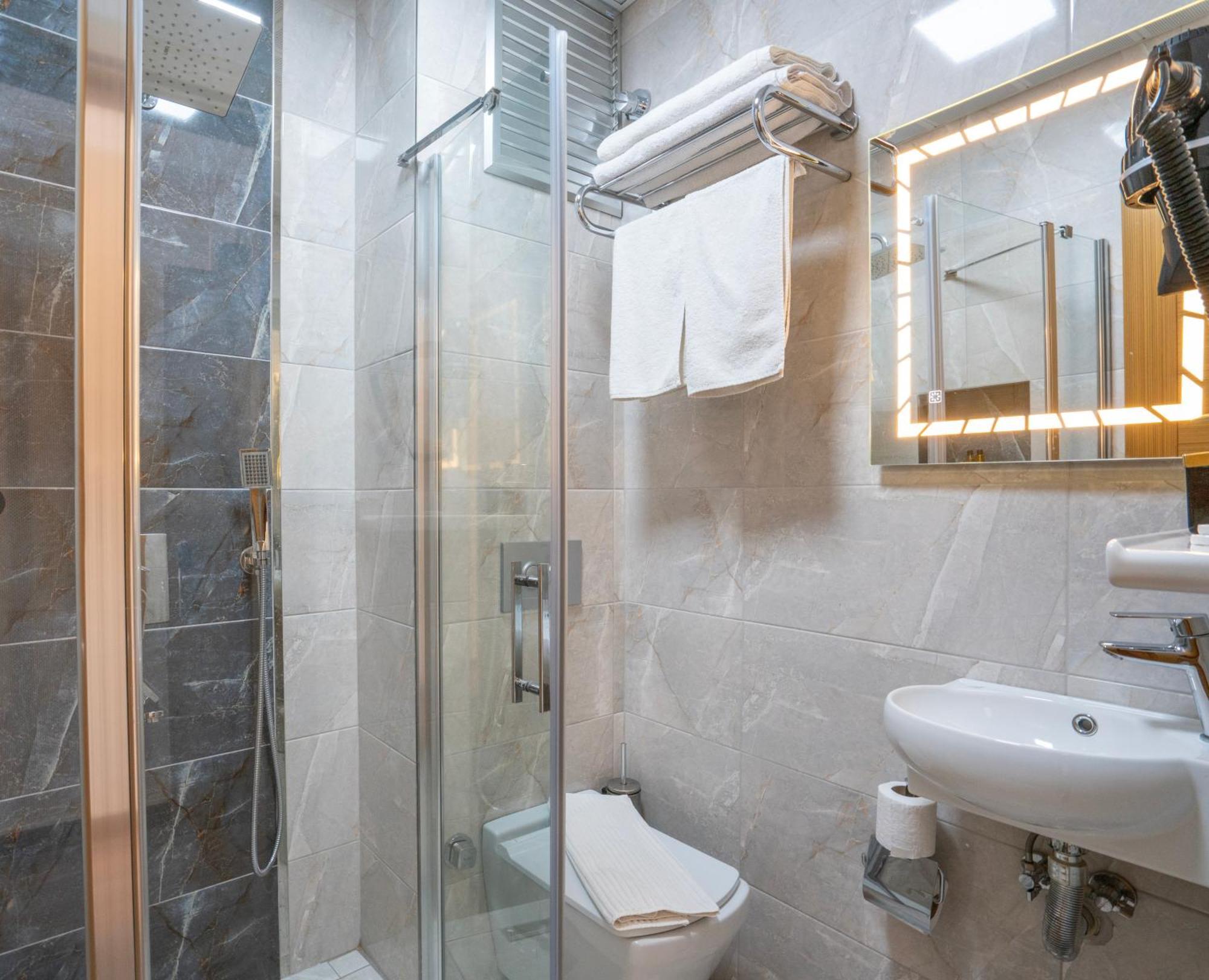 Grand Reis Hotel Истанбул Екстериор снимка