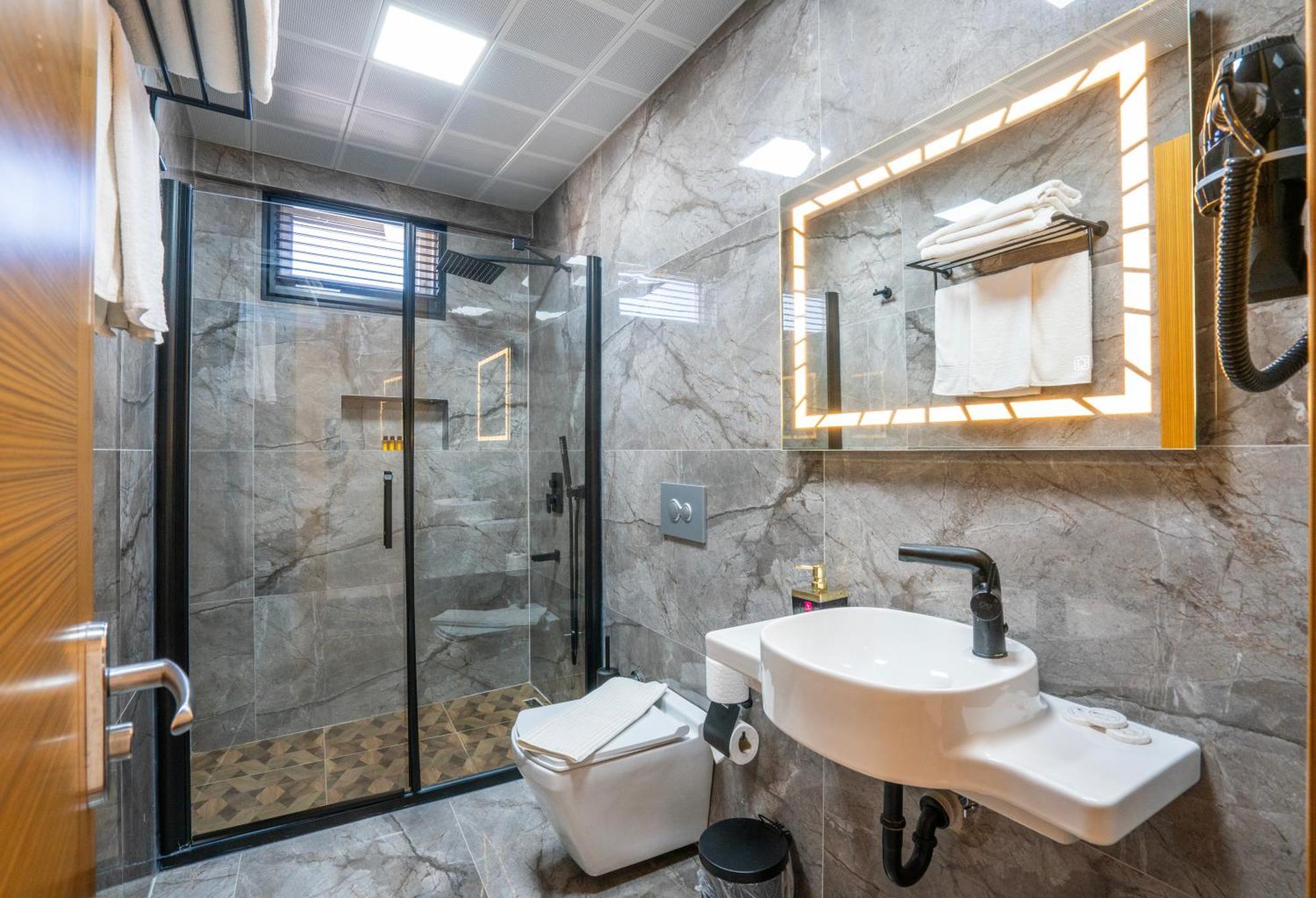Grand Reis Hotel Истанбул Екстериор снимка